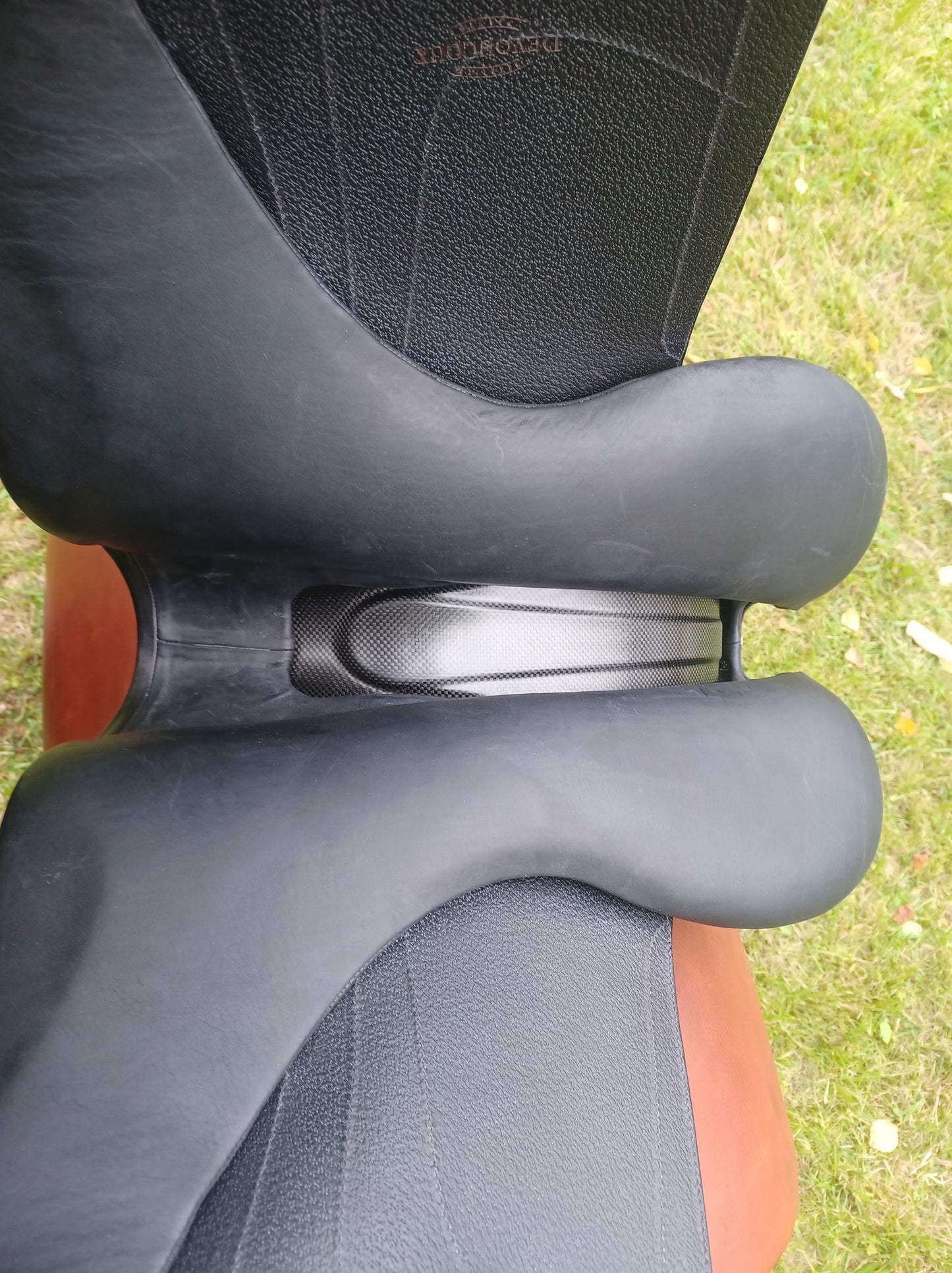 Devoucoux Makila Harmonie koulusatula 18