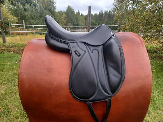 Devoucoux Makila koulusatula 18