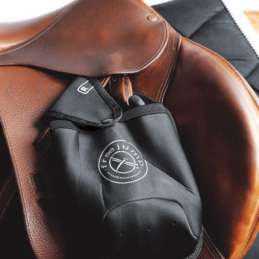 Freejump jalustintasku hopea